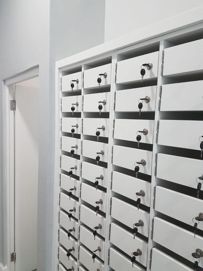 1-on-albert Apartment